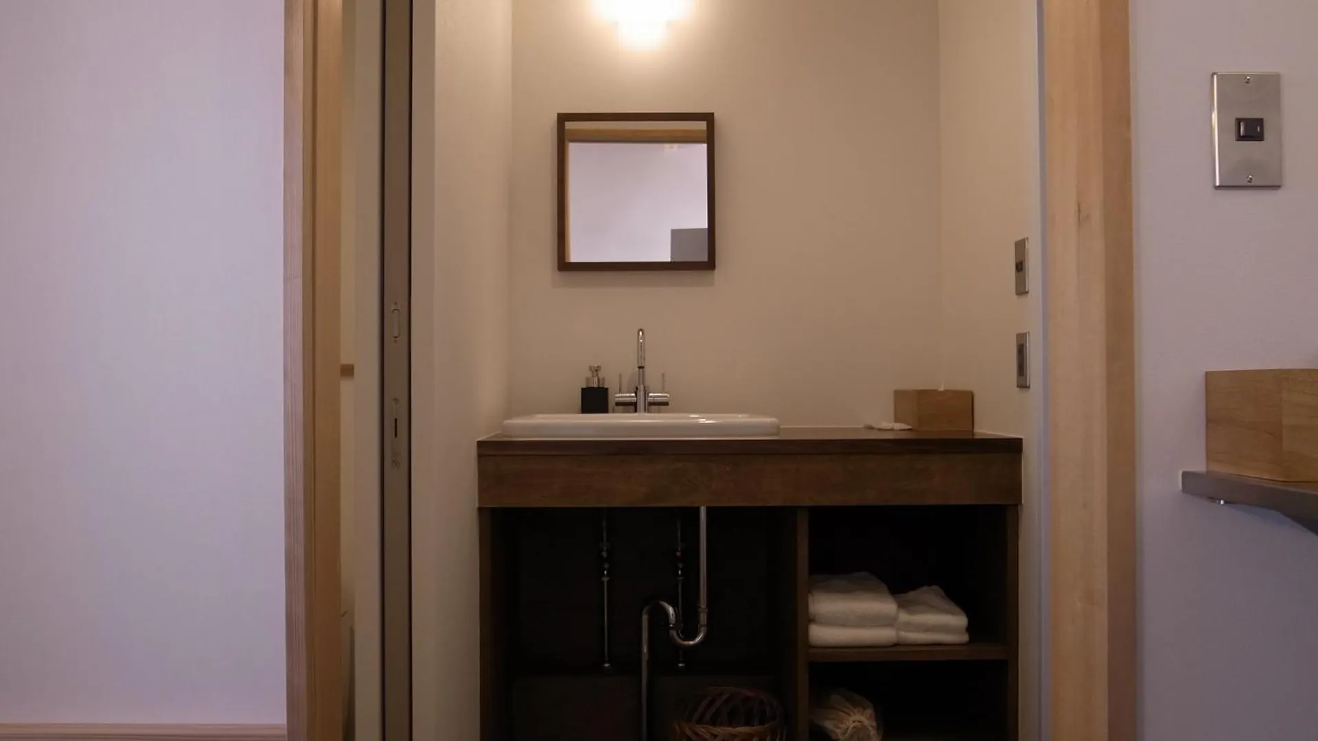 Daire Esplanade Village Hotel A Kamakura